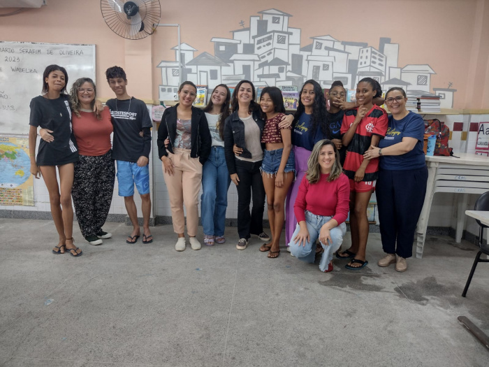 Adolescentes dos Cras Resistência e Santa Martha fazem teste vocacional
