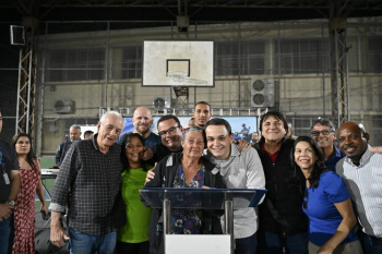 Entrega de escrituras no bairro Santa Martha