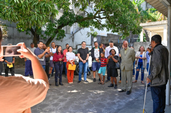 Entrega da Picape do Instituto Braile