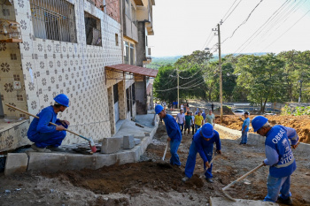 Visita às obras de Pavimentação da Rua Jacira Mendes em Resistência