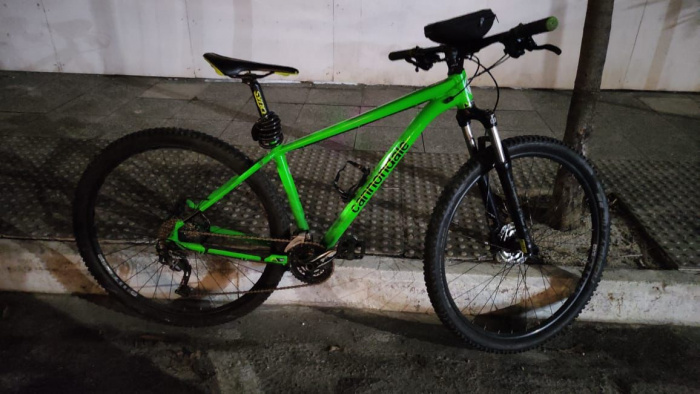 Recupera telefone e bicicleta