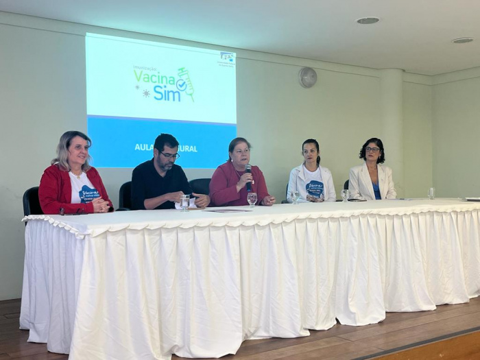 Aula inaugural do curso Imunização: Vacina Sim!