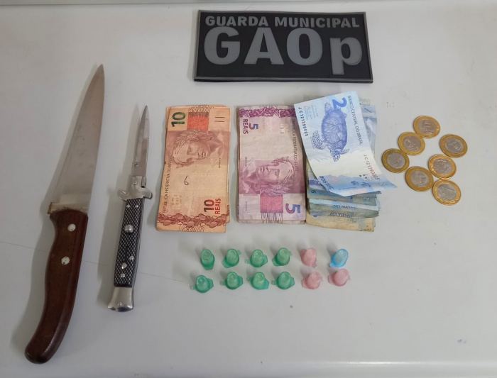 Guarda prende alagoano traficando drogas na orla de Camburi