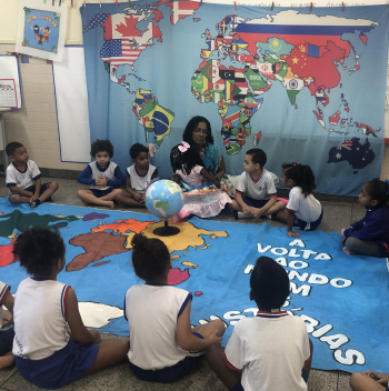 Crianças do Cmei Ocarlina Nunes Andrade participam do projeto “A volta ao mundo e várias histórias