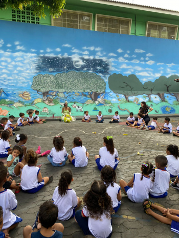 Crianças do Cmei Ocarlina Nunes Andrade participam do projeto “A volta ao mundo e várias histórias