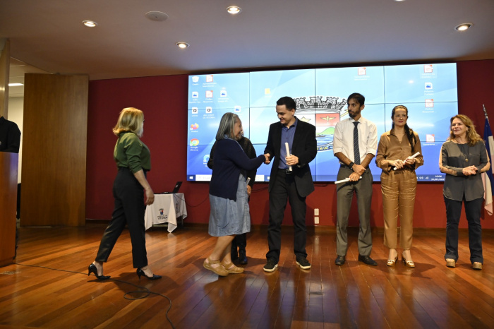 Cerimônia de conclusão dos cursos técnicos: agentes comunitários de saúde e combate à endemias