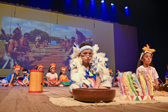 9° Festival Linguagens Integradas no teatro Gloria
