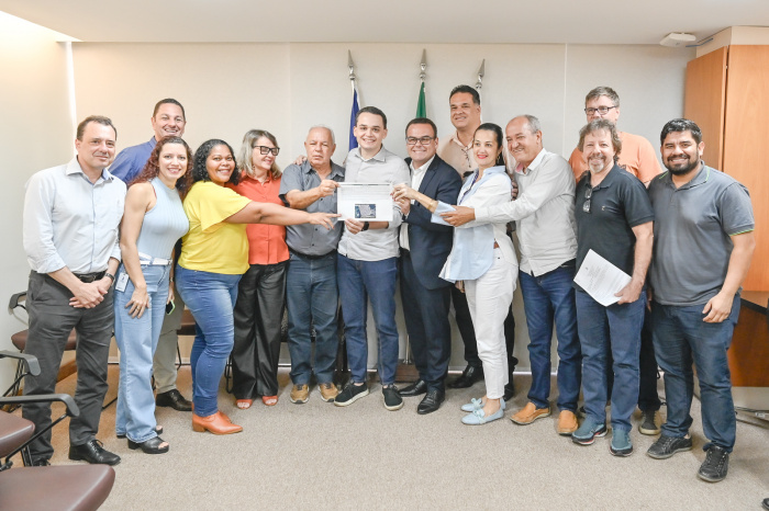 Lançamento do edital para compra da nova área de construção da UBS de Jardim Camburi.