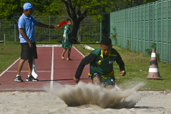 Finais de Atletismo: Salto e Arremesso de Peso