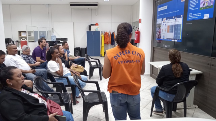 Seminário da Defesa Civil sobre área de risco
