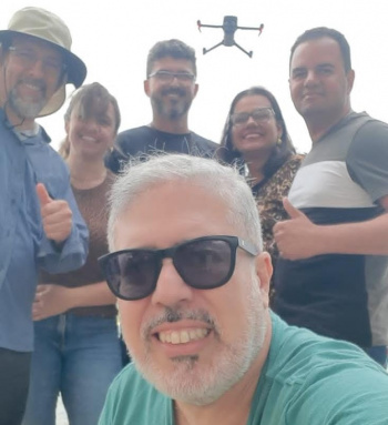 Profissionais de Saúde de Vitória fazem treinamento para usar drones no combate ao Aedes aegypti