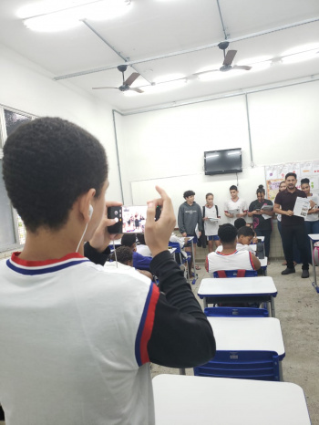 Estudantes da Emef VSP criam jornal impresso