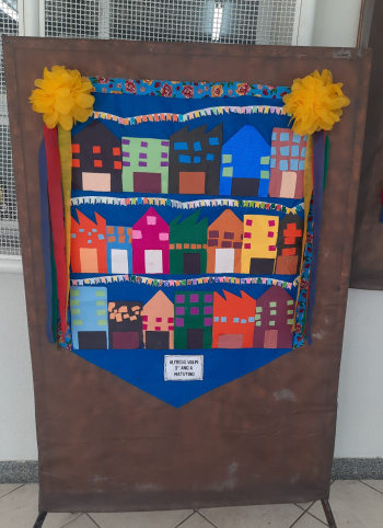 Exposição de trabalhos de estudantes da Emef IJSSL