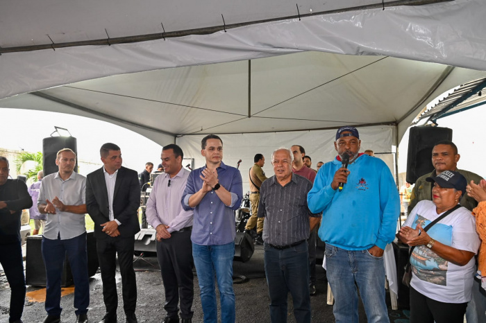 Sanção da lei que estipula pesca assistida na capital