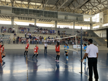 Jemvi futsal e volei