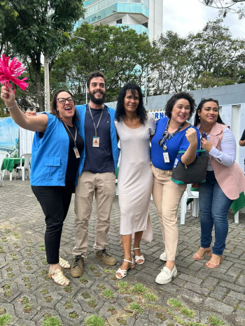 Torneio de dominó no Abrigo 1