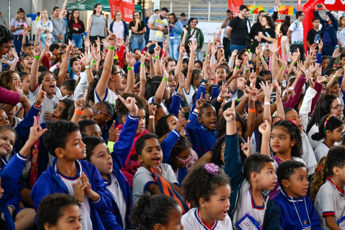 Aniversário de Vitória, no Tancredão, com MacaKids
