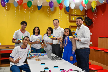 Entrega da sala maker da EMEF TI Izaura Marques