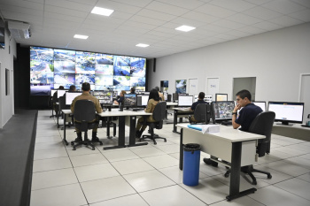 Entrega do painel e novos equipamentos da Guarda Municipal
