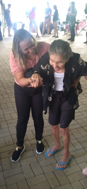 Idosa atendida pelo SAD