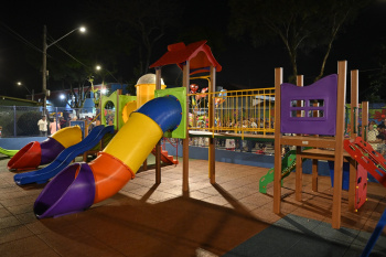 Entrega do Parque Kids no Bairro República