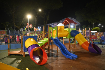 Entrega do Parque Kids no Bairro República