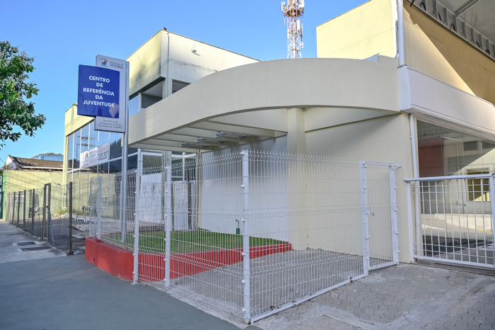 Centro de Referência da Juventude (CRJ) - Fachada