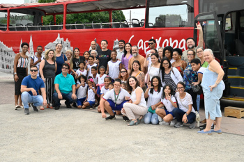 Passeio no Ônibus Panorâmico em Comemoração ao Dia do Surdo