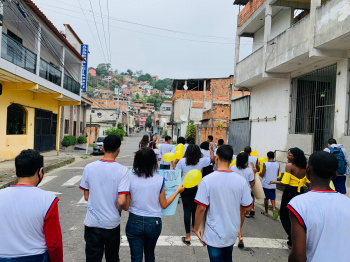 Emef Neusa Nunes Gonçalves promove "Caminhada pela Vida" em prol da saúde mental