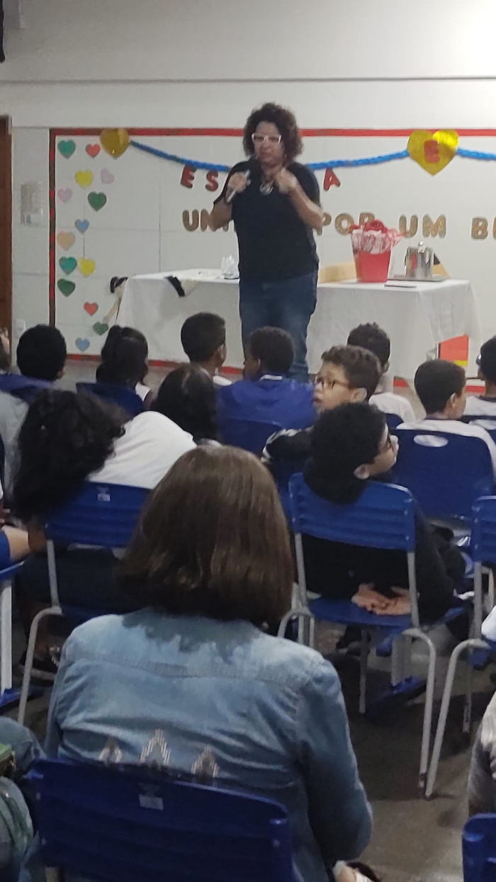 Projeto literário encanta comunidade escolar da Emef Arthur da Costa e Silva