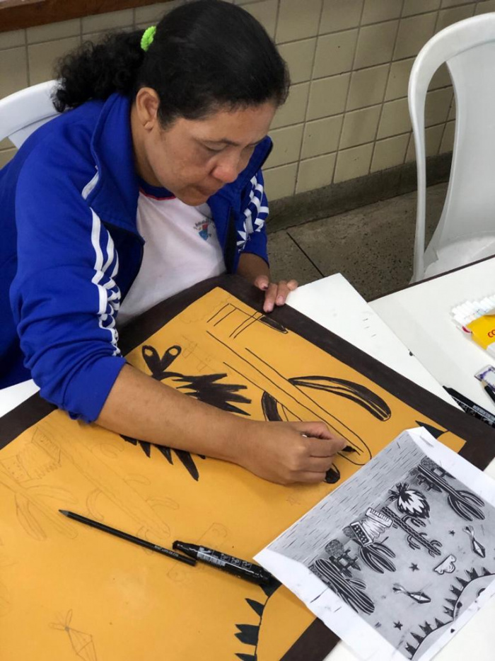 Bordados e cordéis: costurando histórias na EJA da Emef Aristóbulo Barbosa Leão