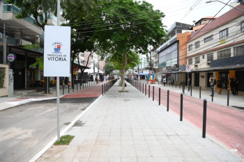Entrega da revitalização da Rua da Lama em Jardim da Penha.