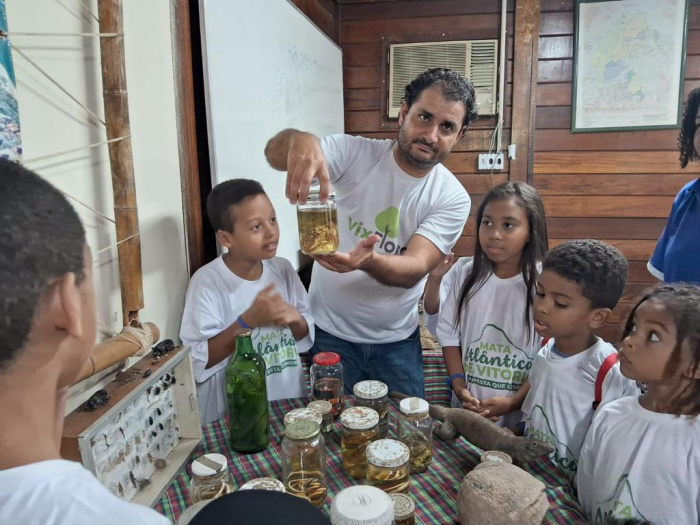 Programa VixFlora promove ações ambientais com crianças do Cajun Nova Palestina