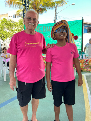 Sr. Anésio e o neto Miguel