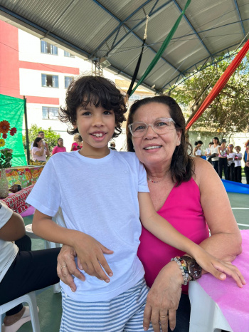 Aidan e a avó Rita