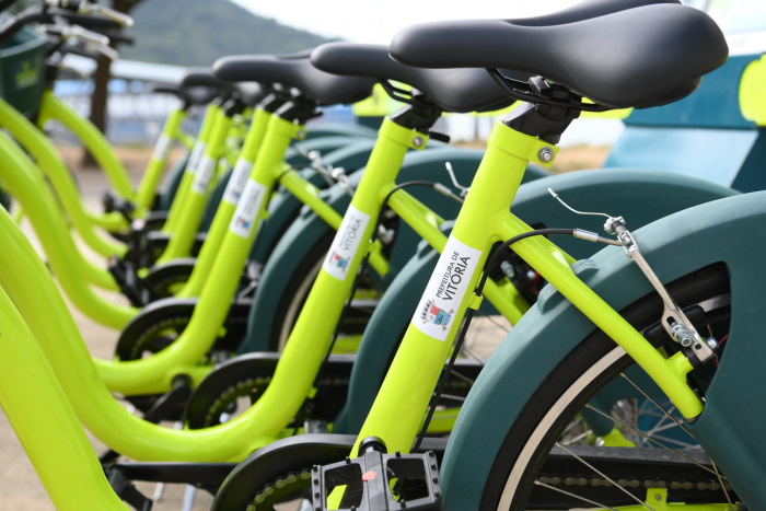 Instalação do Bike Vitória na Praça do Papa