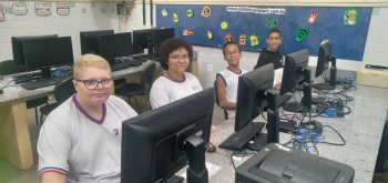Inteligência Artificial na educação: experiências inovadoras nas escolas da rede