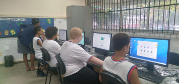 Inteligência Artificial na educação: experiências inovadoras nas escolas da rede