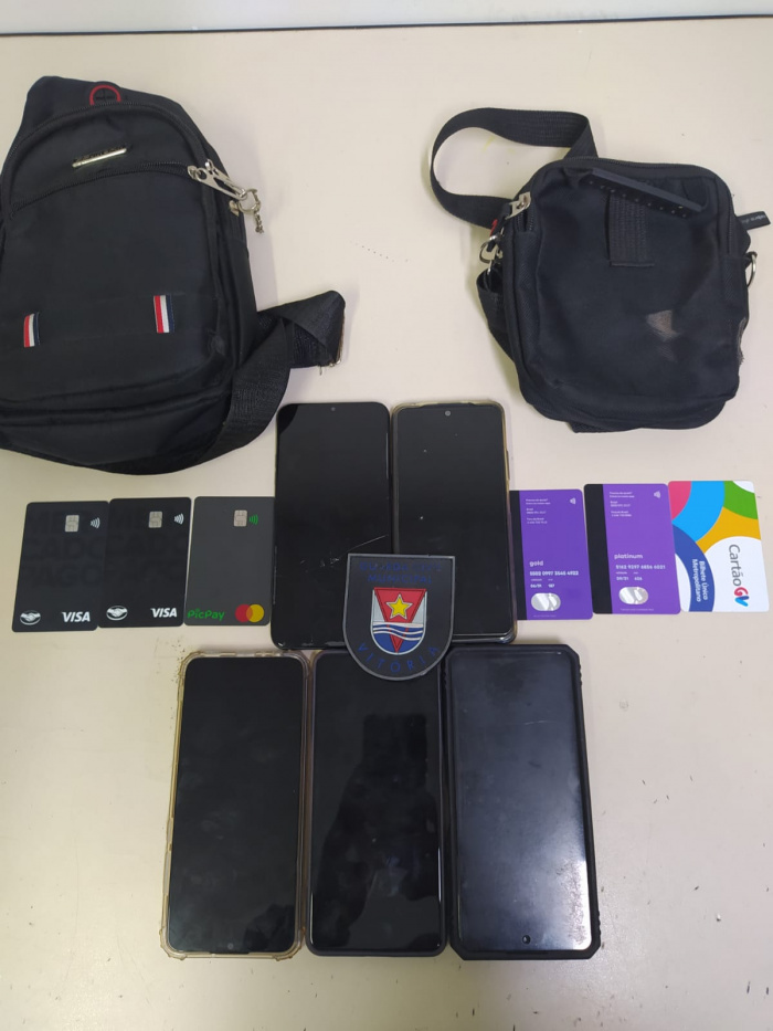 Material apreendido com os suspeitos pela Guarda Municipal de Vitória
