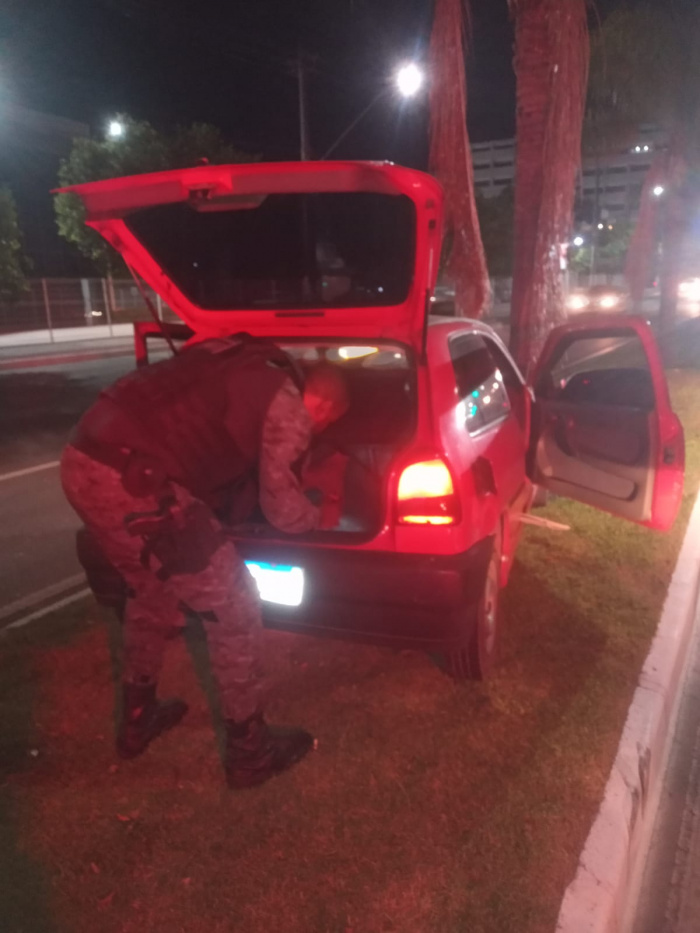 Bandidos presos após perseguição em Vitória