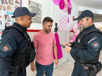 Agentes da Guarda de Vitória realizam levantamento nas escolas sobre botão do pânico escolar