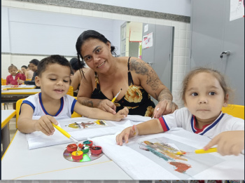 Oficina com as famílias do Cmei Georgina da Trindade Faria