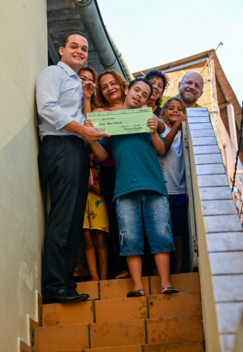 Entrega da 155ª casa do Bônus Moradia