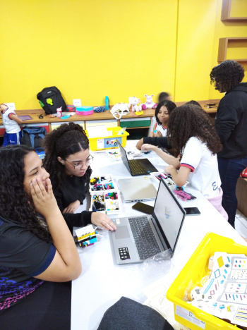 Projeto de robótica visa combater impactos ambientais e promover conscientização