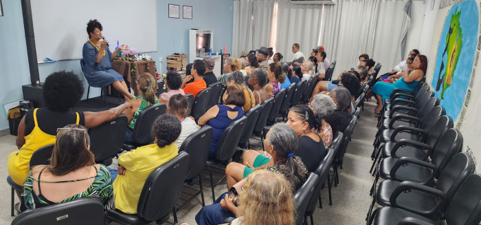 Café Literário realizado no auditório da Emef EJA Admardo Serafim de Oliveira
