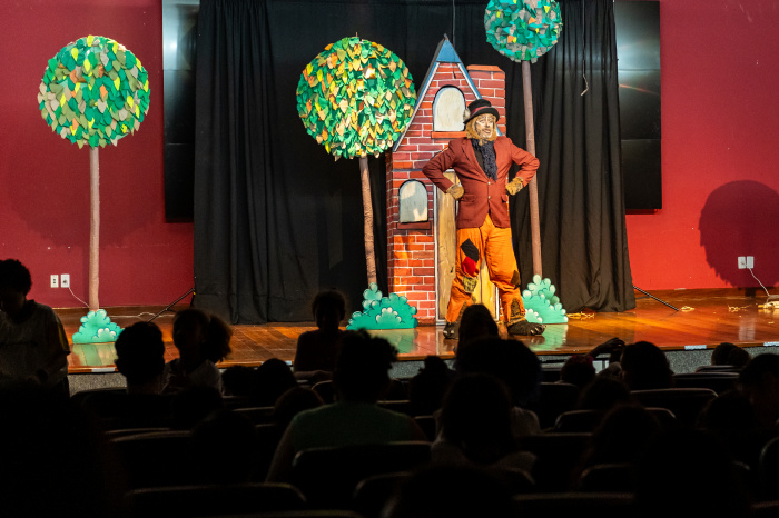 Encerramento do Projeto Viagem Pela Literatura em 2023 com a ação Viver o Livro ao Vivo e em Cores.