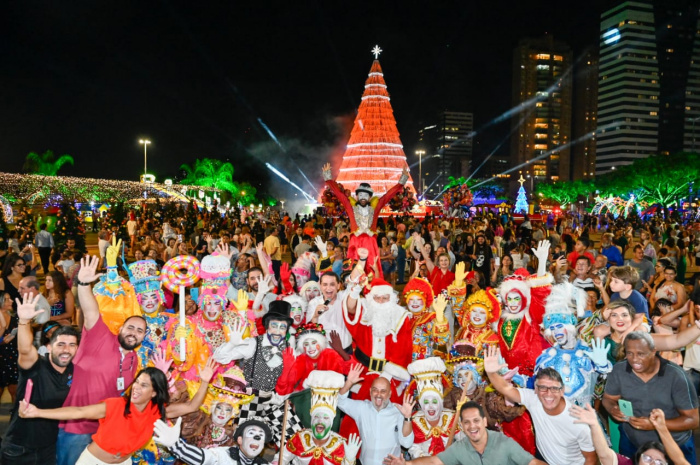 Natal de Encanto na Praça do Papa