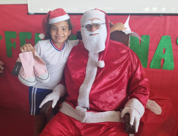 Alexia do Prado Suldine Martins ganhou o tênis que tanto queria: "Era meu sonho", disse.