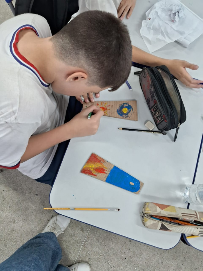 Estudantes da Emef Ceciliano Abel de Almeida constroem carrinhos solares