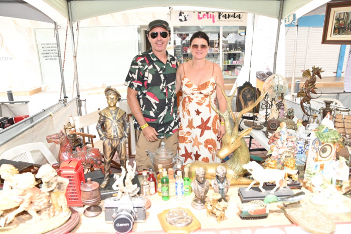 Feira de Antiguidades da Rua da Lama.
